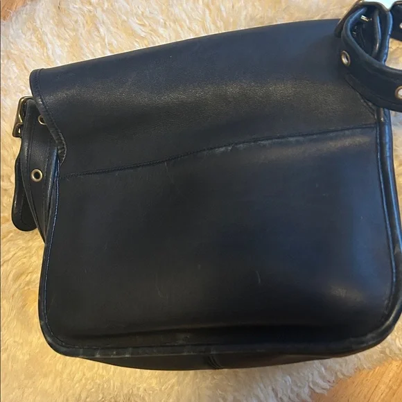 Vintage Coach Black Leather Shoulder Bag - Picture 10 of 10